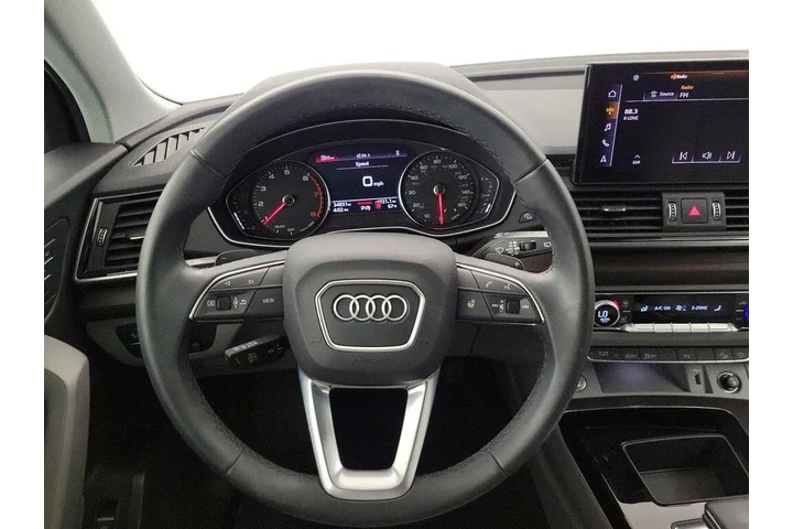 $27998 : Audi Q5 2023 AWD quattro Pre image 10