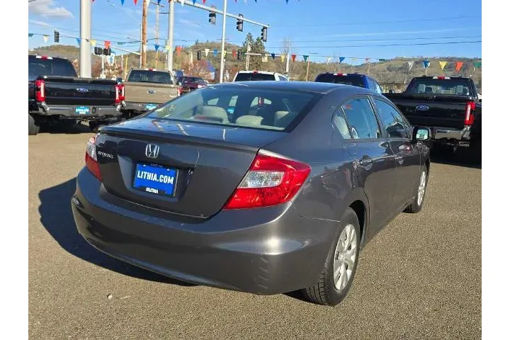 $11990 : Honda Civic 2012 LX 4dr Seda image 5