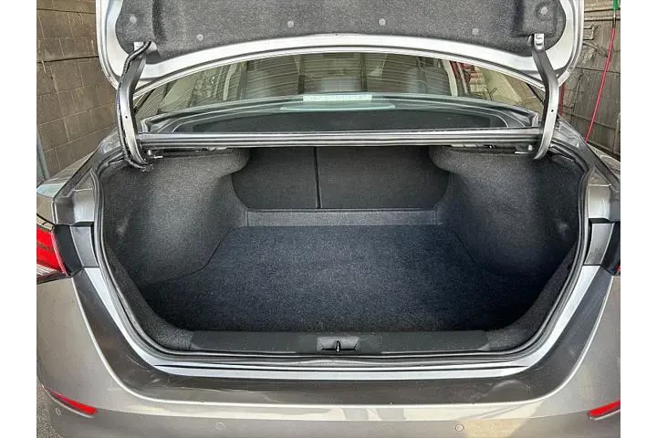 $21995 : Nissan Sentra 2023 SV 4dr Se image 6