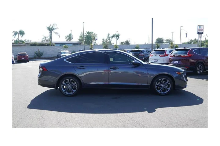 $21984 : 2023 Accord Sedan EX image 5