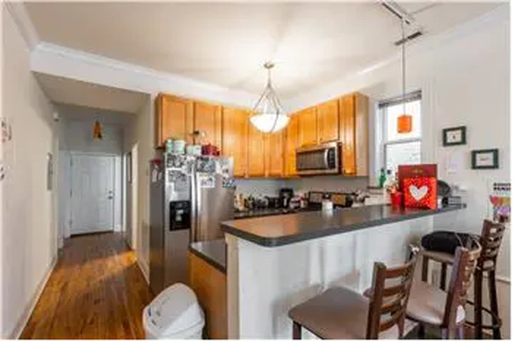 $3600 : Rental property with 3 bedro image 2