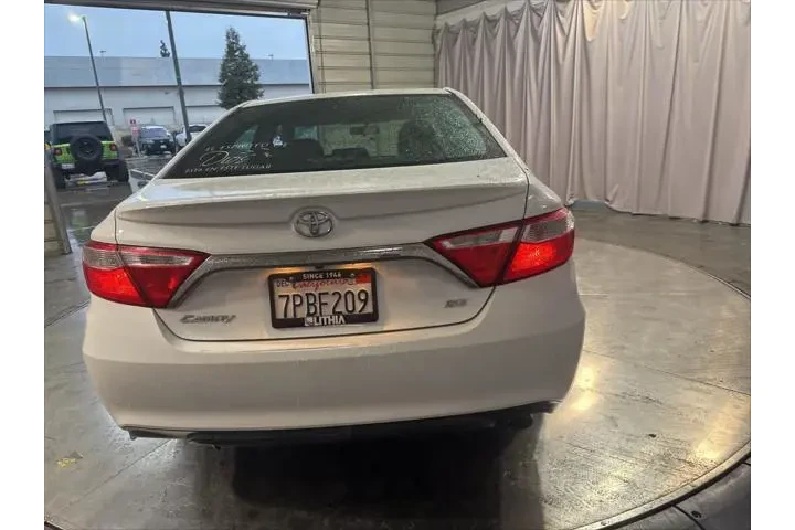$12999 : Toyota Camry 2016 SE 4dr Sed image 6