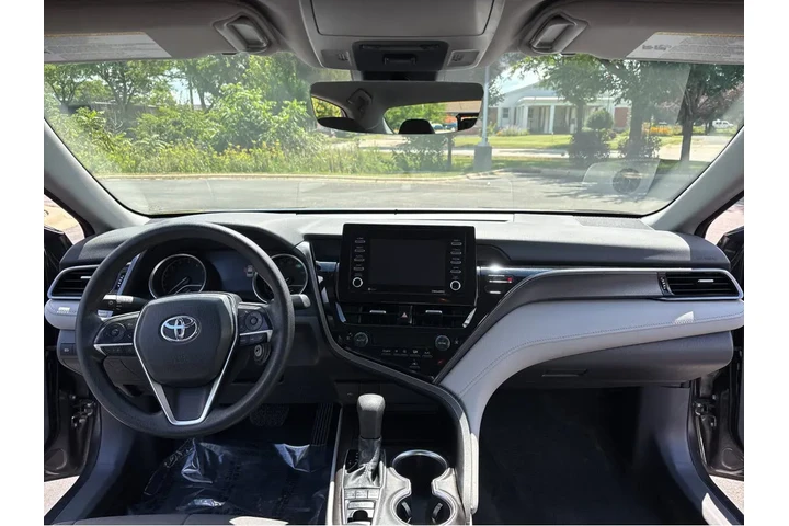 $26000 : Gold Certified2022 Camry LE image 3