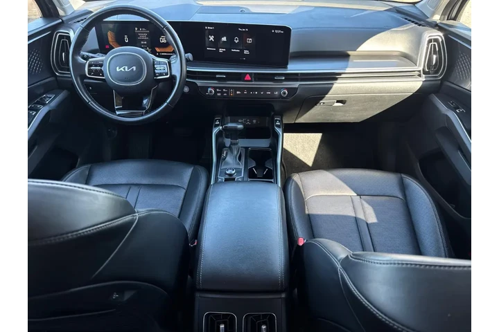 2024 Sorento S 2WD image 8