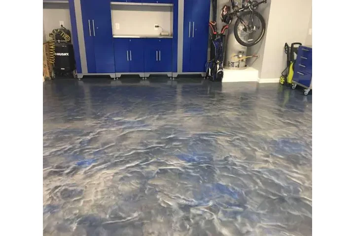 Beautiful Floor Epoxy - Garage image 4