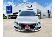$28980 : Honda Accord 2021 Touring 4d thumbnail