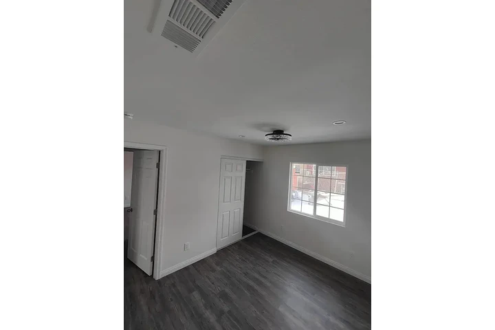 $800 : Beautiful ..San Bernardino, CA image 3