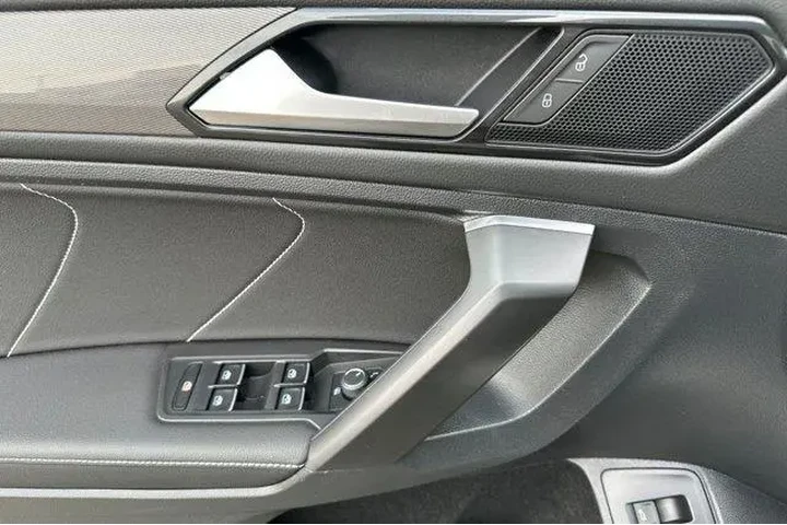 $20497 : Volkswagen Tiguan 2022 AWD S image 8