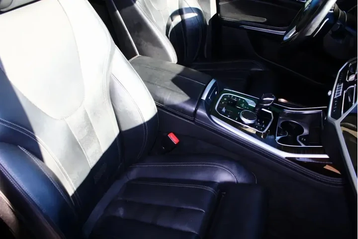 $29392 : BMW X7 2021 AWD xDrive40i 4d image 8