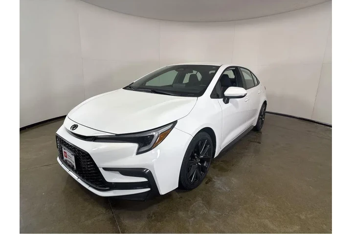 $23879 : Gold Certified2023 COROLLA SE image 10