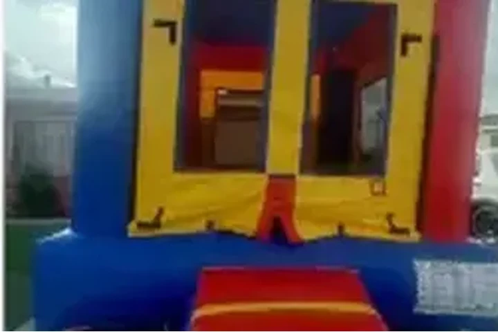 JUMPER'S image 6