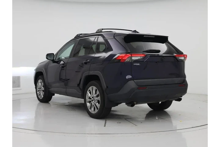 $28998 : Toyota RAV4 2022 XLE Premium image 2