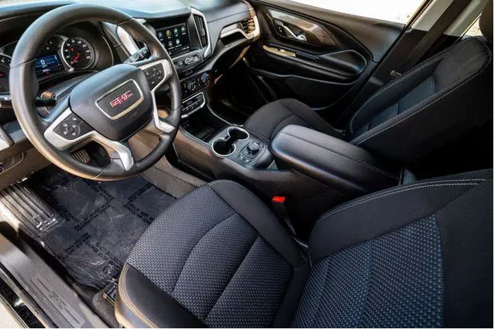 $21384 : GMC Terrain 2022 SLE 4dr SUV image 7