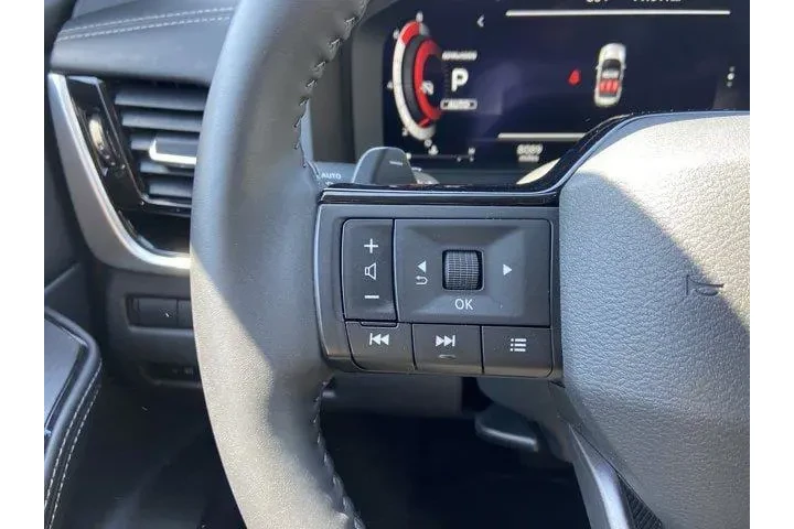 $29487 : Nissan Rogue 2025 AWD SL 4dr image 7