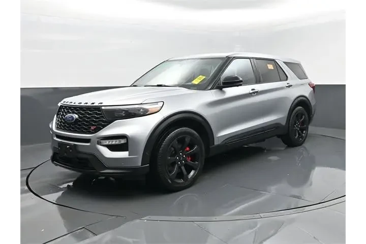 $33977 : Ford Explorer 2022 AWD ST 4d image 2