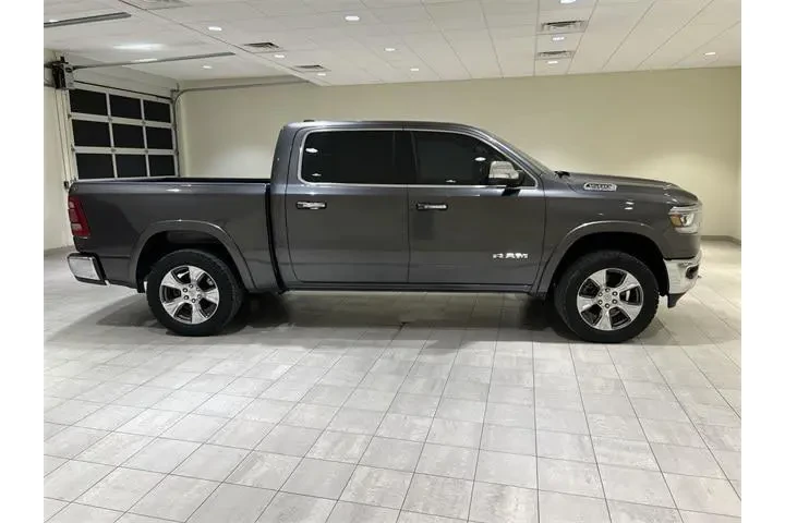 $27990 : Ram 1500 2019 4x4 Laramie 4d image 6