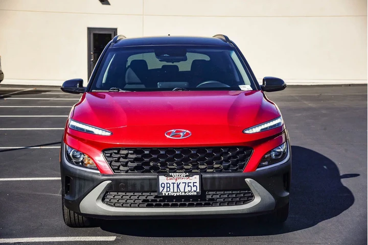 $16478 : Hyundai KONA 2022 SEL 4dr Cr image 2