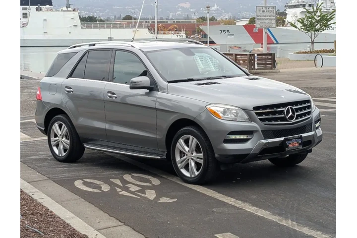 $13988 : 2013 ML 350 SUV image 4