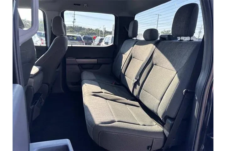 $28650 : Ford F-150 2023 4x2 XL 4dr S image 7