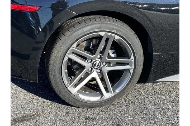 $34696 : Nissan Z 2025 Sport 2dr Coup image 10