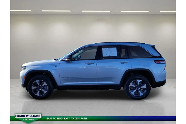 $27800 : Jeep Grand Cherokee 2023 4x4 image 5