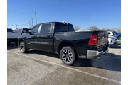 $38450 : Ram 1500 2025 4x4 Laramie 4d thumbnail