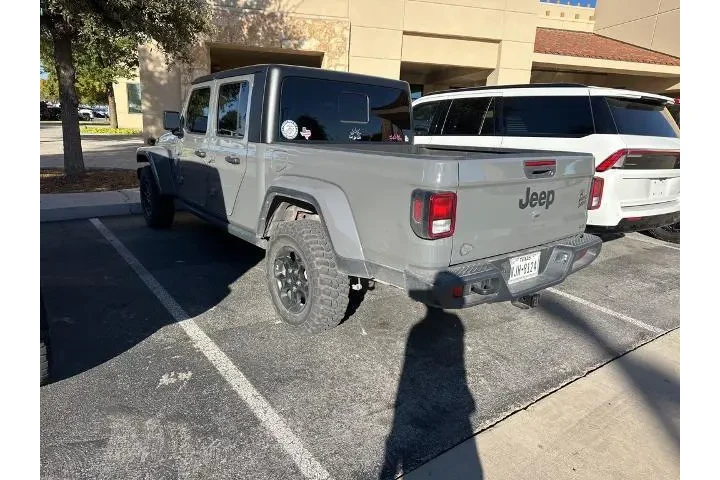 $33700 : Jeep Gladiator 2023 4x4 Spor image 4