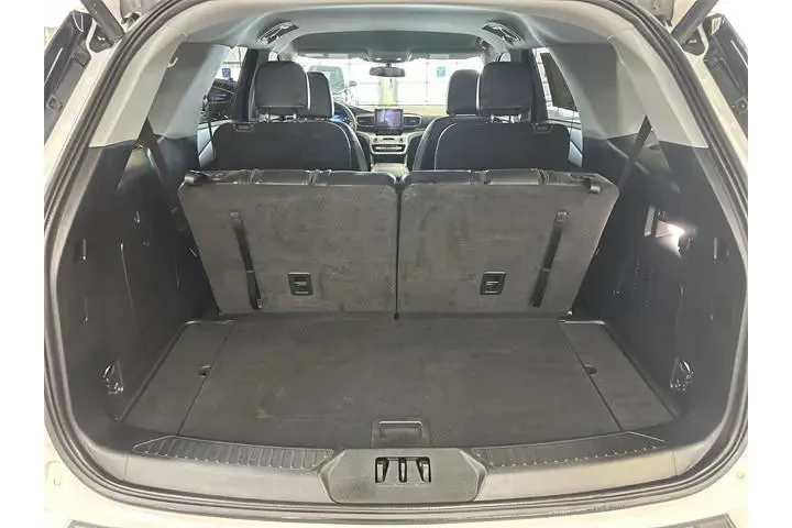 $31500 : Ford Explorer 2023 AWD XLT 4 image 7