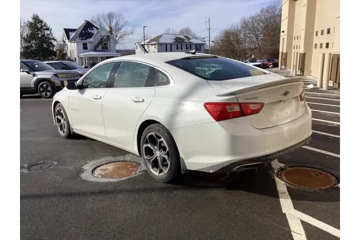 $13303 : Chevrolet Malibu 2019 RS 4dr image 5