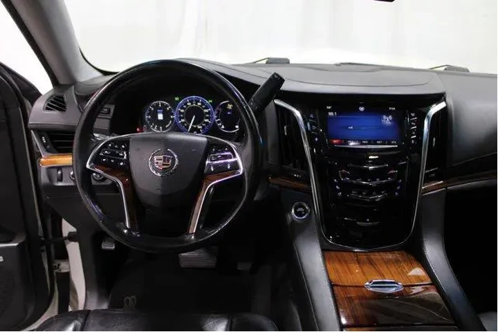 $15982 : Cadillac Escalade 2015 4x4 L image 2