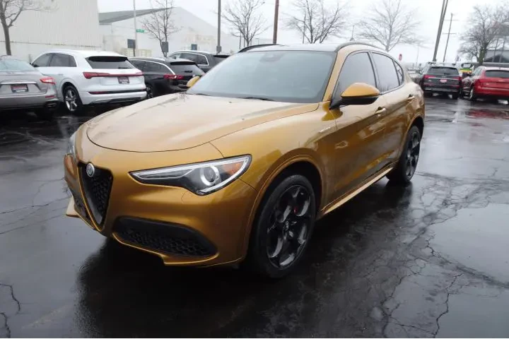 $22995 : 2022 Alfa Romeo Stelvio Veloce image 7