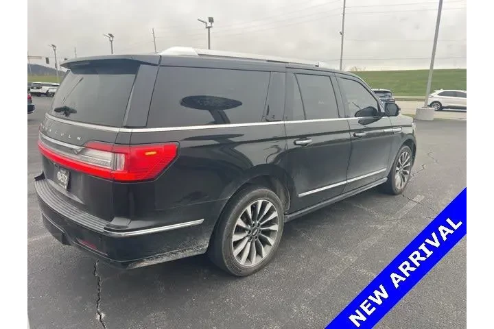 $24000 : Lincoln Navigator L 2018 4x4 image 2