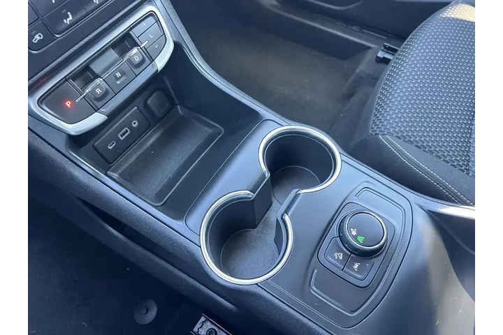 $24887 : GMC Terrain 2024 SLE 4dr SUV image 8