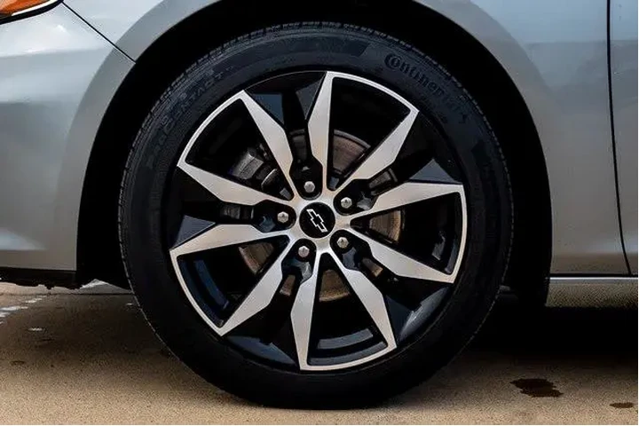 $16721 : Chevrolet Malibu 2023 RS 4dr image 6