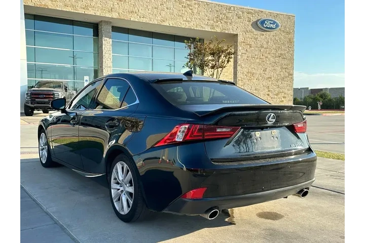 $19750 : Lexus IS 200t 2016 4dr Sedan image 8