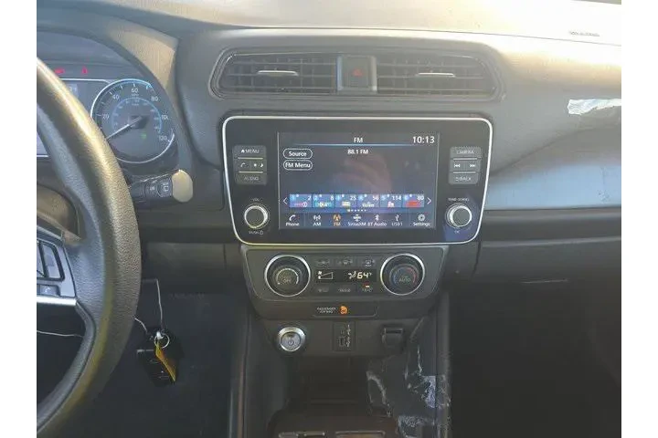 $9988 : Nissan LEAF 2023 S 4dr Hatch image 6