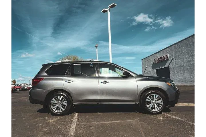 $17997 : Nissan Pathfinder 2020 S 4dr image 2