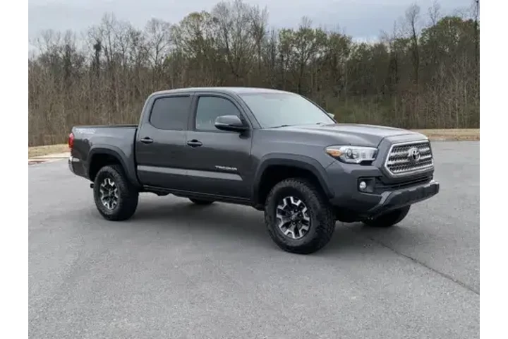$31900 : 2017 TACOMA DOUBLE image 1