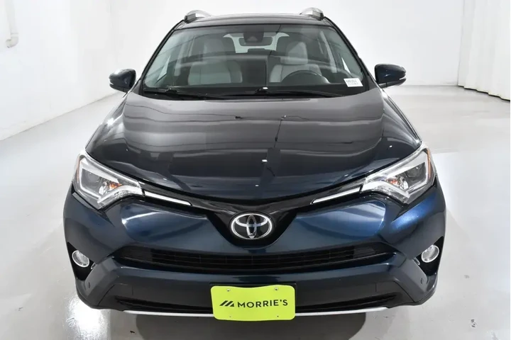 $17955 : Toyota RAV4 2017 AWD Limited image 3