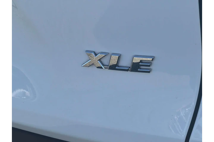 $25124 : Toyota RAV4 2021 XLE 4dr SUV image 7
