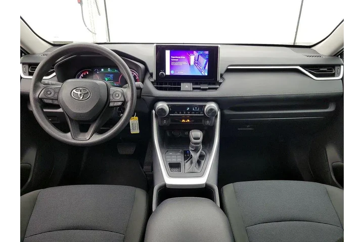 $25998 : Toyota RAV4 2024 AWD LE 4dr image 9