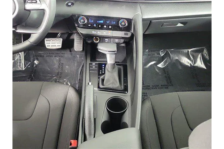 $24382 : Hyundai ELANTRA 2025 SEL Spo image 9