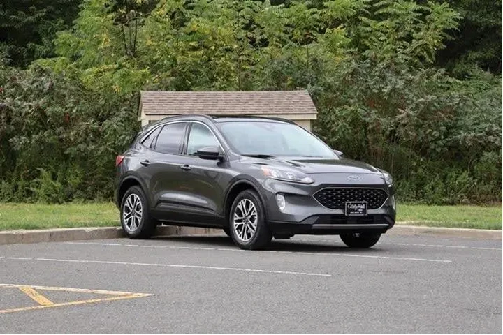 $17995 : Ford Escape 2020 AWD SEL 4dr image 5