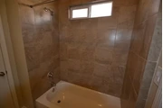 $2300 : Available 3Bed 2Bat in LA thumbnail