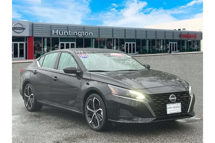 $20144 : Nissan Altima 2025 2.5 SR 4d image 4