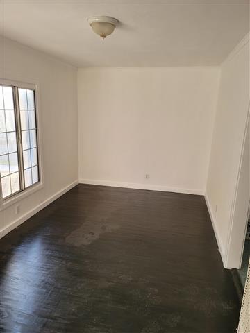 $1500 : Single Unit 500 Sq Ft Unit image 5