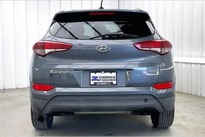 $7490 : Hyundai TUCSON 2016 AWD SE 4 image 4
