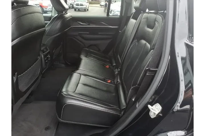 $33995 : Jeep Grand Cherokee 2024 4x4 image 10