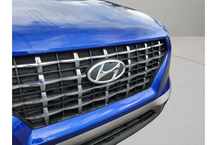 $24519 : Hyundai VENUE 2026 SEL 4dr C image 9