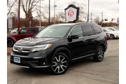 $18500 : 2019 Pilot Touring w/Rear Cap thumbnail
